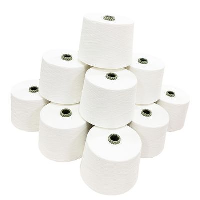100% polyester Ne45S Vortex Spun Garens Raw White voor brei- en weefwerk