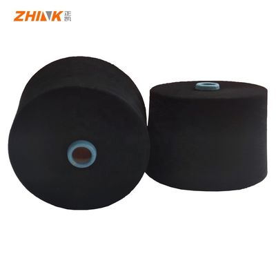 19 Sterkte Polyester NE40/1 Ring Spun Garne voor weven / breien in speciaal zwart