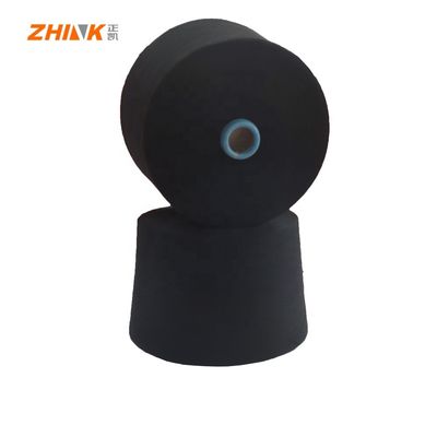 Hoogste efficiëntie AA-klasse 100% polyester NE21/1 Ring Spun Garne voor breiwerk Speciaal Zwart